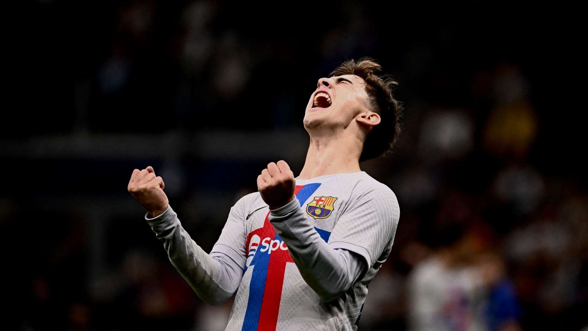 上表現出色 上表現出色